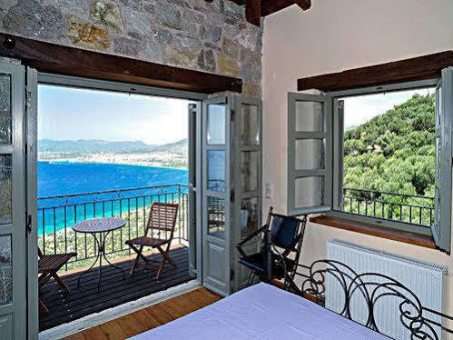 Diotima Homes Kalamata Extérieur photo