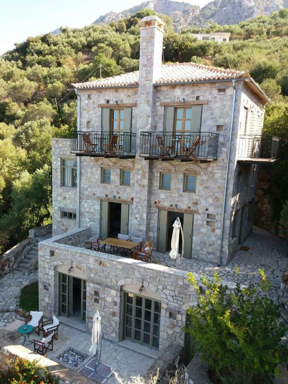 Diotima Homes Kalamata Extérieur photo